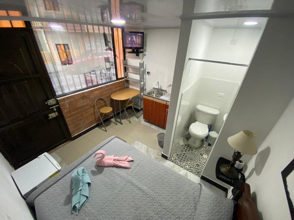 Apartaestudio Pequeno Privado Cerca Al Aeropuerto Bogota Bagian luar foto